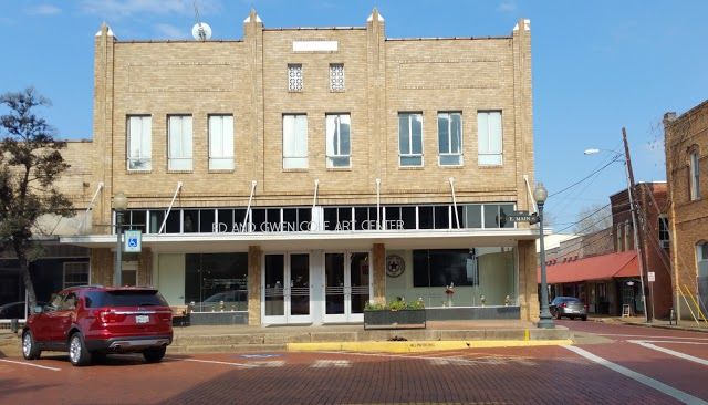 Cole Art Center at The Old Opera House